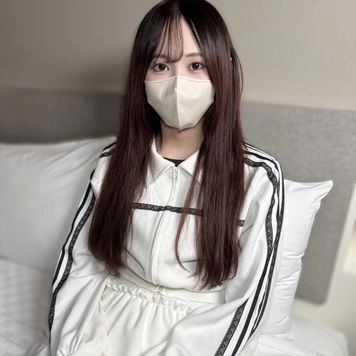 初撮り！激かわデカ尻美女【無】【即尺・中出し】アイドル顔の美女はピンク乳首で尻もデカい。玄関で即尺からの、おマンコくぱぁ。えっちな体に興奮したのでオナホにして中出し。※特典あり