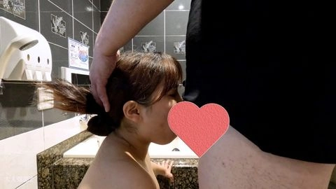 あかね(19) 半年ぶりの再度の撮影。止むに止まれぬ事情がるようです。フェラからのアナル舐め、中出しそして逆69イラマ。最後は騎乗位で力尽きるまで。8