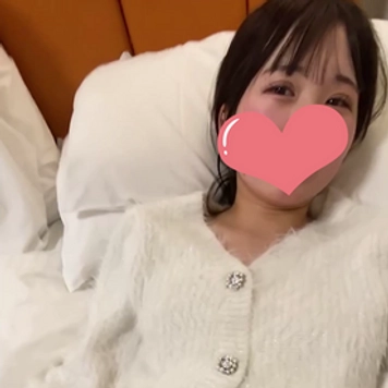 アイドル志望のほぼちゃんと２回目♡ち〇こに興味深々な彼女に生ハメ２回戦しちゃいました！【個人撮影】【後編】No.304