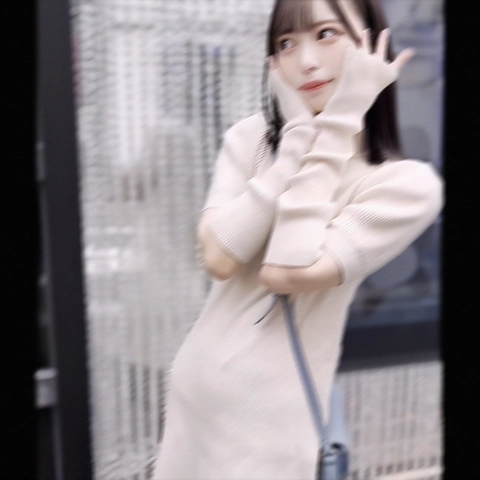 在学中からSNSフォロワー１０万超　プロダクション１番期待の原石に衝撃の３連続中出し　※１０GB超え原版先着限定配布2