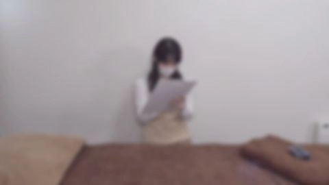 7/6日迄新作セール半額！【無/ハメ】色白で髪の毛が少しクリっとした感じが魅力的な真面目そうで、素朴な感じの可愛いらしい女性が来店しました。オイルマッサージは、初めてとのことでしたので、じっくり施術し0