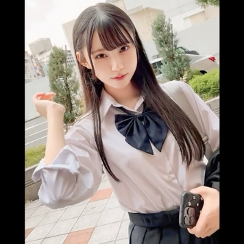 【恋バラ出演歴あり】上半期終わりに本物の衝撃。ネット番組出演歴有りの18才の中出しデビュー作公開