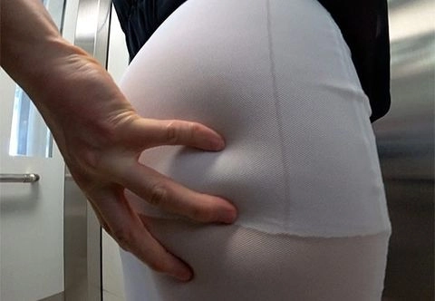 【爆乳Kカップ】爆尻モロ透けの超ド級美女！規格外デカ乳×極薄ワンピで街中ノーブラ挑発──激シコ確定ッ!!1