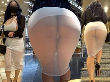 【爆乳Kカップ】爆尻モロ透けの超ド級美女！規格外デカ乳×極薄ワンピで街中ノーブラ挑発──激シコ確定ッ