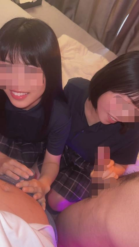【7月21日まで限定販売】裏・ガールズバー制服DAY えっちクラブの映像 見事なWロケット乳っこ むにむに、つやつや、ぱむっぱむ、ぽよよん、チンポフィットが天国の感触、めちゃ可愛いピチピチまんこ２人を5