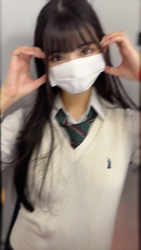 【特典先着】１８歳にして学業・アイドル・グラビアの三刀流　二度と出せない秘蔵中出し　※１２GB超え原版先着限定配布0
