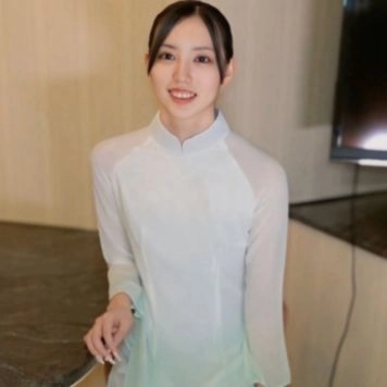 【無】最強ビジュアルのスレンダー美女！タイトなア〇ザイ着衣で美人度爆上げ⤴　ゴックン、大量顔射、中だ