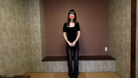 【素人初撮り・本編顔出し】かのん(18) 165cm42kgのスレンダーDカップで超かわいい。中出し前後の膣をクスコで開いて観察したり、小説を朗読させながらバイブ責めしたり、中年アナルを舐めさせたりし3