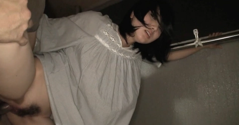 《２》付き合ったばかりの美大JDとベランダSEX！念願の大量生ハメ中出し！8