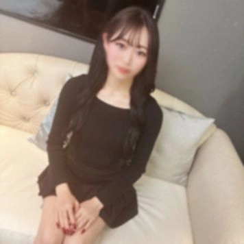 【お宝級】某アーティストのバックで踊るＪ./Ｄダンサー。色白スレンダーなカラダで男のチンポの上で踊る