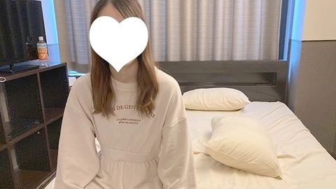 【先着30名500円オフ】のどか20歳・生・顔射。エロに興味津々の綺麗系ショップ店員が全てを受け入れる！　穴る舐めから生ハメ大量顔射！ドMおねえさんが完全言いなり（040）0