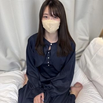 最後の長編動画！【無】【中出し】初のフェラ抜きを試みたけど、結局ヤリたくなったから当然のように生で挿入して中出し。廊下に響くくらいキャンキャン鳴いてた。※特典あり