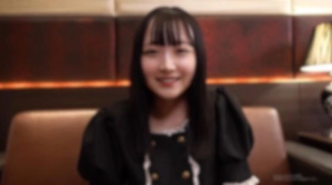 3日間！半額！【初撮り】【半外半中】コンカフェで働く不思議ちゃんは好きの感度良好ドすけべドM女。剛毛まんこにパッチリお目めの不思議な瞳、引き込まれる雰囲気にちんちんが覚醒、一挙4射精で絶好調。0