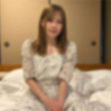 ※14日まで80％OFF※【無修正】【顔出し】見た目はエステとか美容系なのに給食センターで働く美人妻が弄ばれる。