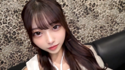 陸上部県選抜出身の現アイドル18才 ベッドに水溜まりが出来る程の潮吹き 禁断の中出しまで収録 ※１１GB原版先着配布0