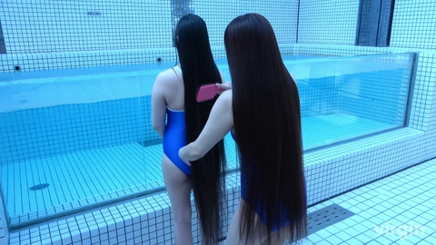 『ウォーターハーレム学園　髪フェチ同窓会　ゆりあ＆みつあみ　前編』★二人のスーパーロングヘア部員が屋外プールで再会！髪フェチ男性部員を骨抜きにするウェット髪フェチプレイの世界0