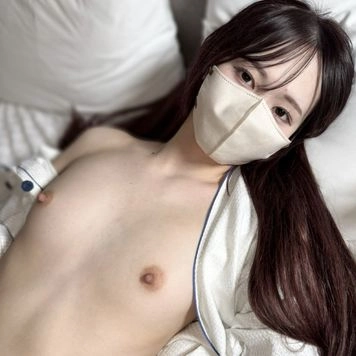 あの美女の秘蔵映像。【無】大人気の美女とキスして、電マして、首〆して、オナホにするだけの動画。※特典あり