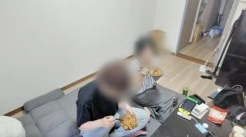 ”レビュー特典あり”「もう出ちゃったの・・？」記念すべき筆下ろし10人目。専門〇生の自宅で手料理と下世話をする人妻。まさかの暴発でも笑顔で即挿入。童貞くんの****連続射精。4