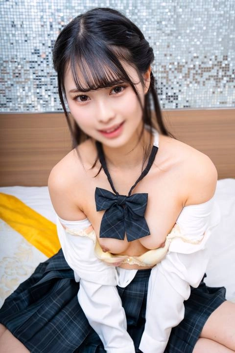 バンドとブラスバンドを兼任している超多忙ガール！！忙しい合間を縫って色んな男とSEXしまくるパワフルガールに大量中出し！！3