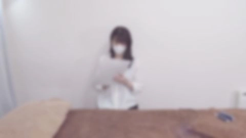 8/30迄半額！【無/なま中出し】長身で、清潔感のあるバストが魅力的なOLさんが来店してくれました。ストレッチも組み合わせオールハンドで揉みほぐしていきます。声を出さないように我慢しているようです。0