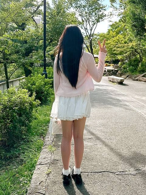 【これぞ嗜好】素朴、初撮りの本格　女　子大生　りせちゃん。色白ぴんくおっぱいが極上。緊張の中、捻り出てしまった本気のガチアクメ声「ア”ぁーん♥」がエロすぎて、生中出しSEXしちゃいました！！！【4K高3