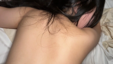レンタル彼女はJD１９歳の巨乳Gカップ　初対面デートから相思相愛中出しまでの終日全記録4