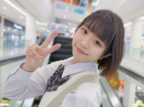 ※在庫限り※身長136cm 経験0。18歳になったファミリードラマ出演多数のあの人気子役 。小さな身体が震える衝撃の痙攣絶頂中出し記録※数量限定先着順で原版送付※1