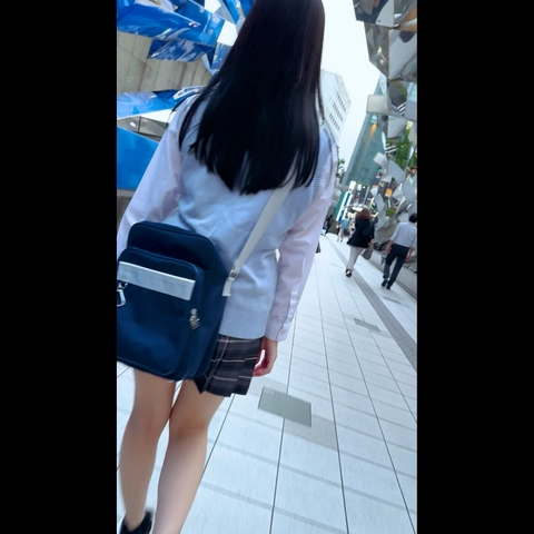 【永久保存版】この夏の思い出　隠れ巨乳18歳に忘れられない中出し0