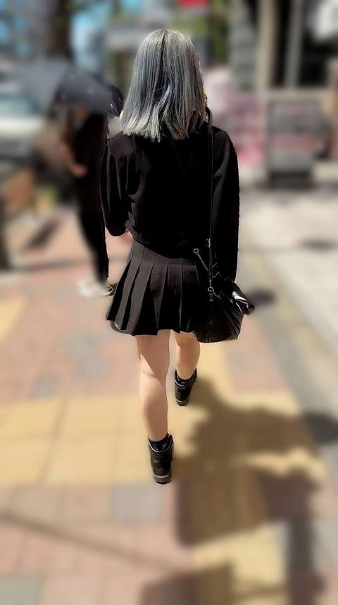 顔出し【個撮】②  ネコ目ロング美人　相談③　グレて髪染めた綺麗な顔立ちの美人を好き放題に命令して再び顔出しで中出しハメ撮りセックスしました0