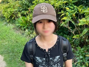 【奇跡の18歳なりたて】芋っぽさが残る超うぶで可愛い彼氏持ちの女の子、初めての大人エッチで奥まで突かれ人生初の中出し　一生に一度しか訪れない”その瞬間”を映した奇跡のプライベート動画