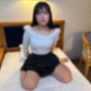 ※16日まで初回限定80％OFF※【無修正】【個人撮影】地方に住む垢ぬけない若妻はツルスベお肌と未処理の剛毛ヘア。苦しい生活でもコ供が欲しい若妻の為に中出し支援。【第二弾】