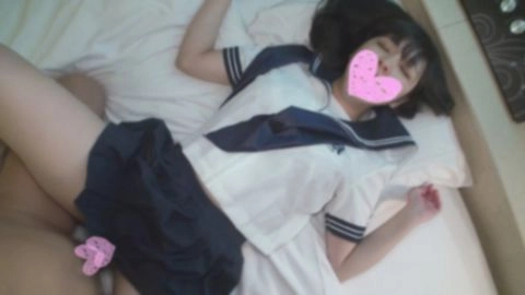 【無修正】18歳・大人しいのにセックスには貪欲・リアルにエロい制服美●女の生中出しセックス!! 　5