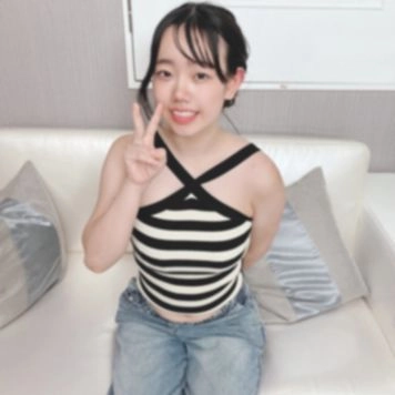 【本物素人Ⓙ..k】【リアルし./ょじ./ょ】夏休みのウブで性経験ゼロの家..出..む..す..め。「ちんちんみたことない...」色白極上ボディを出会って数時間の男に汚されるバージン崩壊の一部始終。