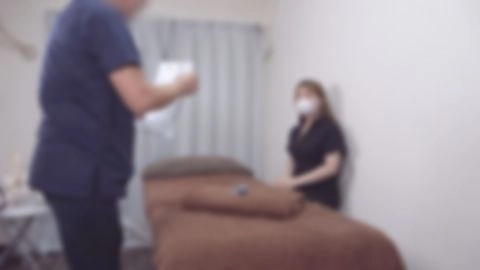 9/28迄半額！【無/ハメ】駅前のピザ屋さんで働いている20代の女性が来店してくれました。**女性ですので、とても敏感で声も出されるので、ドキドキします。0