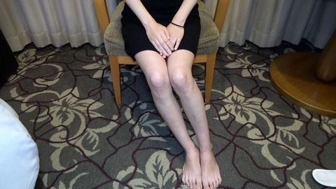 【無】身長150㎝でスレンダーな可愛い小柄女性⤴常に笑顔で楽しそうにチ〇コを握ってくる姿がとてもいい！クスコ内部観察　嬉しそうにゴックンと中だし※特典高画質0