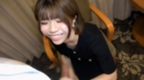 【無】身長150㎝でスレンダーな可愛い小柄女性⤴常に笑顔で楽しそうにチ〇コを握ってくる姿がとてもいい！クスコ内部観察　嬉しそうにゴックンと中だし※特典高画質2