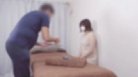 10/5迄半額！【無/半なま】結婚２年目の現在妊娠中の奥さまが来店してくれました。良家のお嬢さまのような雰囲気の女性なので緊張します。0