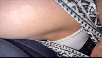 同僚の年下パート主婦、会社のイベント帰りに倉庫でしちゃいました。介護用にパイパン途中の閉じたアワビがエロいです