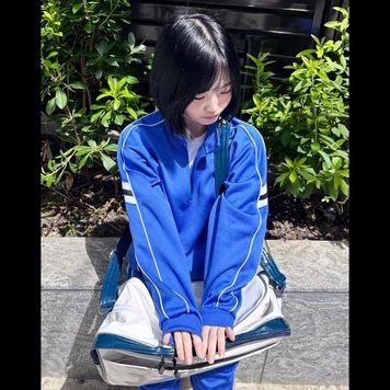 【FC2規格外録】卒業後の完全調教映像。バレー名門校出身18歳。米国管理でないと販売できない特別・上物極上種付を完全収録。