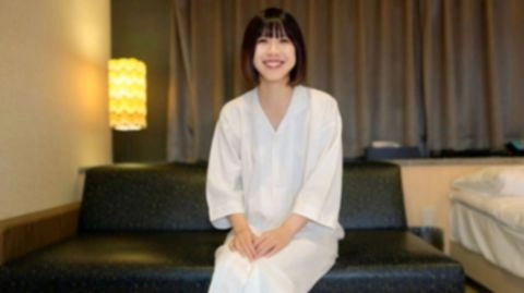 【無】ボブヘアーが良く似合う笑顔が可愛い美女！常に笑顔で凄くセッ〇スを楽しんでる感じが最高！ゴックン　中だし　　※特典高画質1