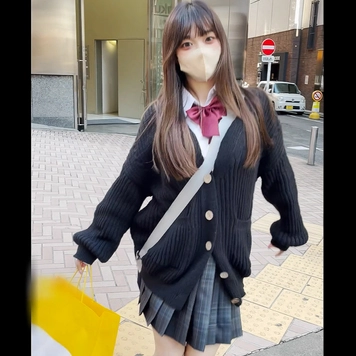 【高額出資】”超有名アイドルグループ出身”18歳正統派美女に人生初のピル無し生中出し。制服姿で出演　4K高画質撮影希少映像。※転載対策済み