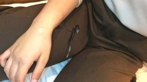 【先着30名500円オフ】はるか18歳_1・顔射インタビュー③。アイドル級逸材っ子がマ●に謝罪しながらカメラ目線顔射！　禁断の扉を開くまでの一部始終（045）1