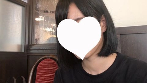 【先着30名500円オフ】さゆり19歳・顔射インタビュー④。クール系なのに笑顔が可愛すぎる小松菜奈系の黒髪ちゃんが「おと●さん、顔射されるところ見ててね」とカメラ目線顔射される一部始終（046）2