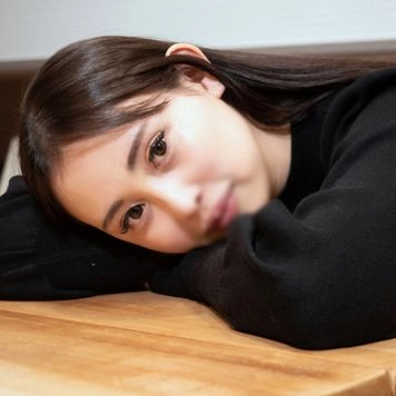 14まで990pt【美尻&高身長】清楚系の女の子なのに愛液垂れ流しのエロマンコ！敏感クリを責めまくっ