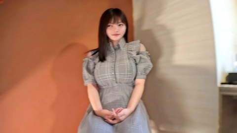 １００点満点の身体  ‘‘元バレー選抜のアイドル１８才’’ 『Gカップ』x『１００ｃｍ尻』の身体に連続中出し ※数量限定先着順で１２.３GB特典配布0