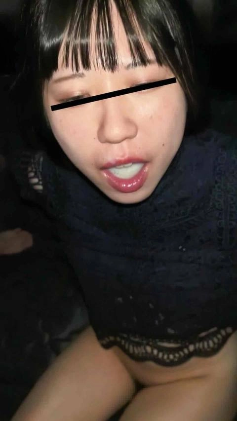 [顔射/ごっくん10連発]日本発・歯科医師1年生が5日以上溜めた精子を顔射されてごっくん（開眼有り)4