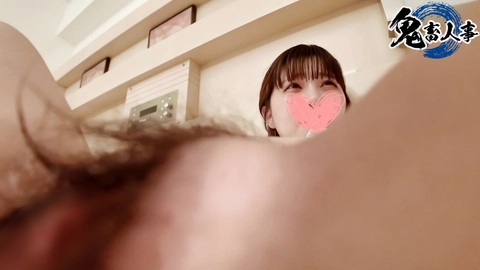 【顔出し・中出し】清楚なのに剛毛!?ギャップエグすぎ女子の誘惑フェラに暴発寸前。最後はしっかり中に出してあげました。7