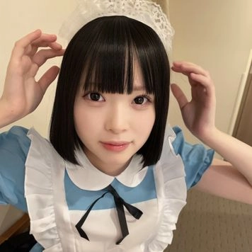 【声フェチ必見】念願の３P♡可愛いお顔で2本同時フェラ♡バニーちゃんコスのゆなちゃんをいっぱい気持ち良くしてあげました