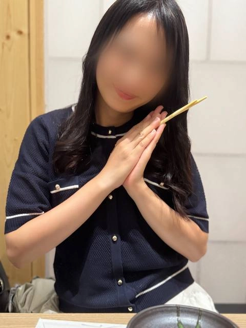 【10個限定‼️完全顔出し版】 巨根で初めてのポルチオいき 「パ⚫︎の前で初めておちんちんで 中イキしてごめんなさい。。」0