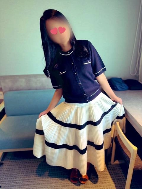 【10個限定‼️完全顔出し版】 巨根で初めてのポルチオいき 「パ⚫︎の前で初めておちんちんで 中イキしてごめんなさい。。」5